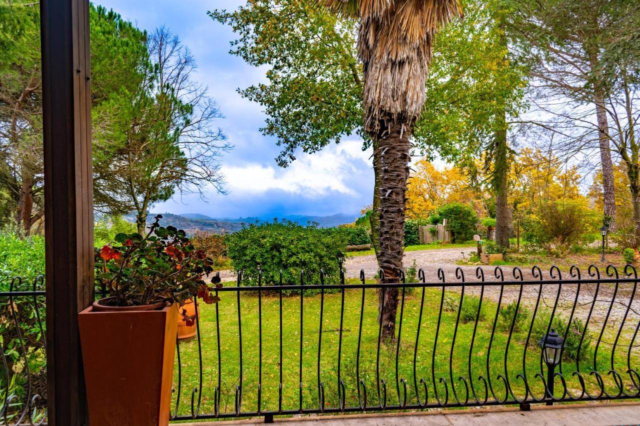 Villa Poliziana San Benedetto Montepulciano Stazione Buitenkant foto